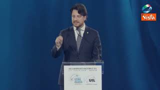 Governatore del Veneto Stefani a Congresso Uil: Su Ai abbiamo dovere di difendere singolarità umana