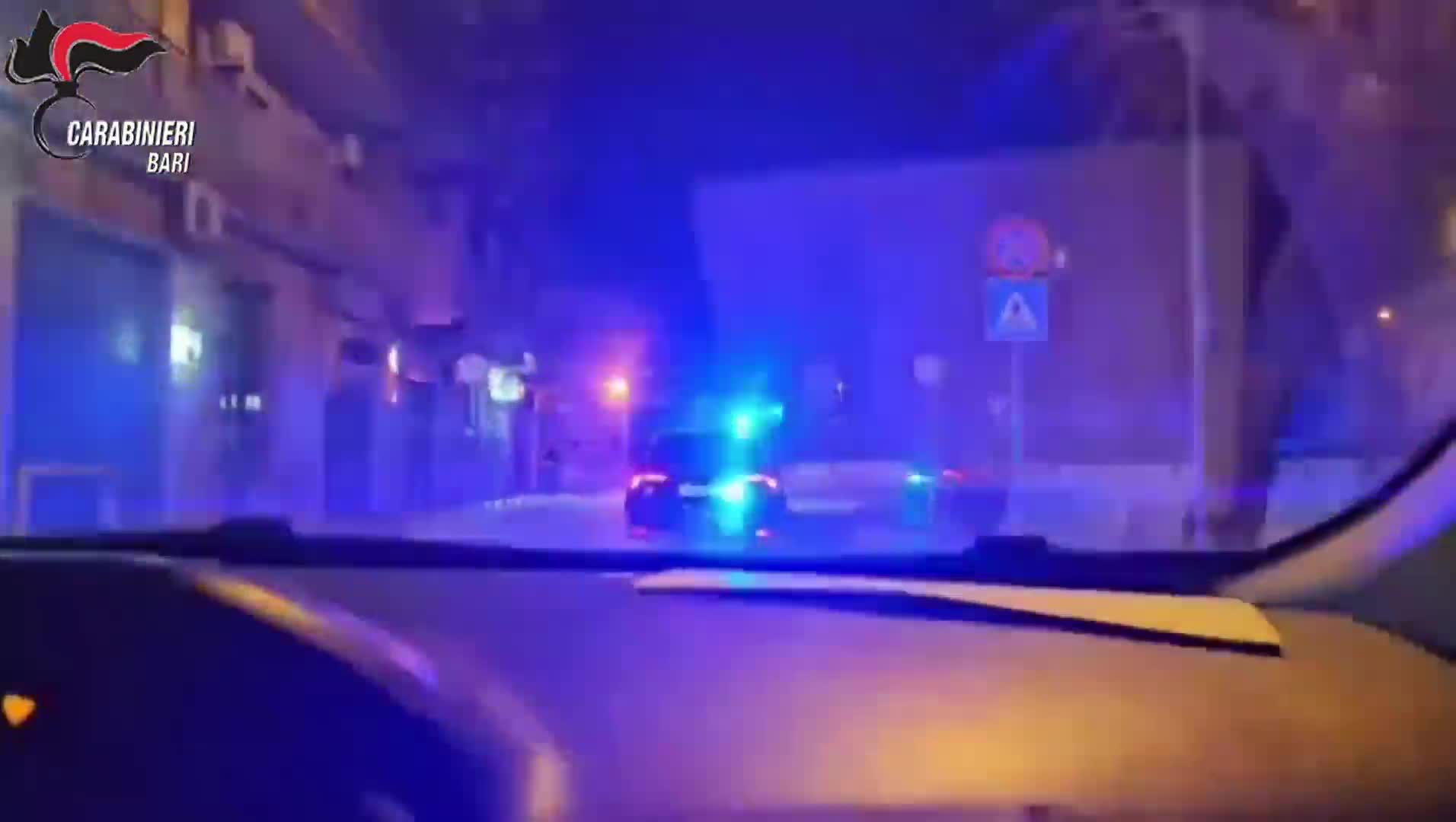 Assalto a portavalori nel barese, arrestati in sette: "Banda paramilitare"