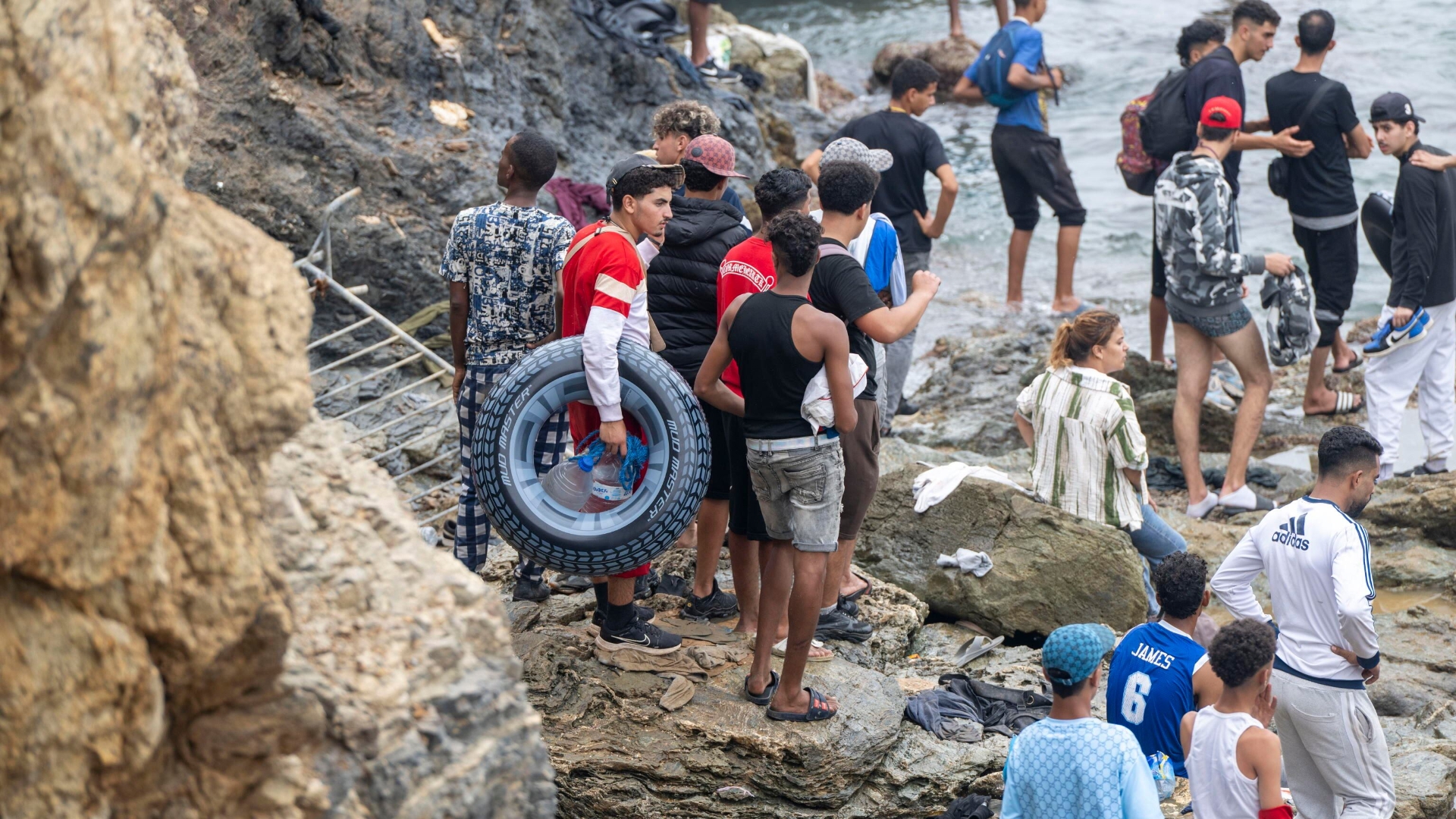 La vera scelta alle urne sui migranti: porte aperte o respingimenti